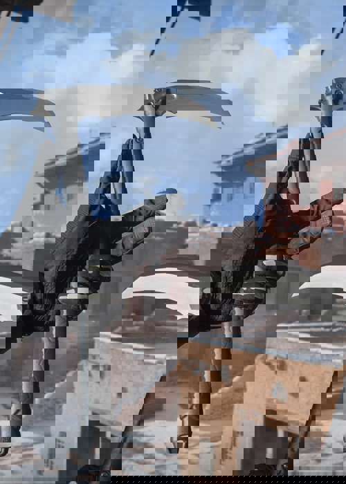 How to unlock Dual Kamas Melee in Warzone & MW2 Season 6