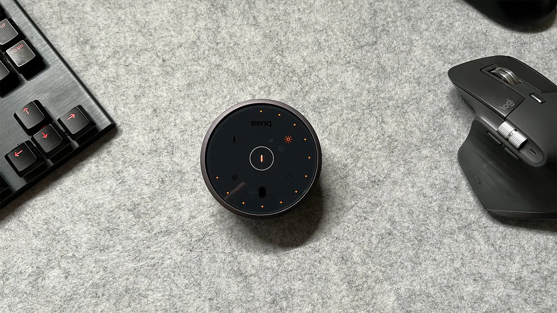 BenQ ScreenBar Halo remote